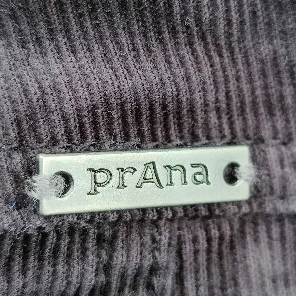 PrAna Corduroy Mini Skirt Black Short Skirt Side Zip w/ Pockets Women's Size 6
